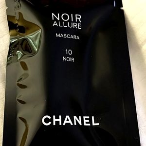 2/$20 CHANEL MASCARA DELUXE SAMPLE IN # 10 Noir Allure